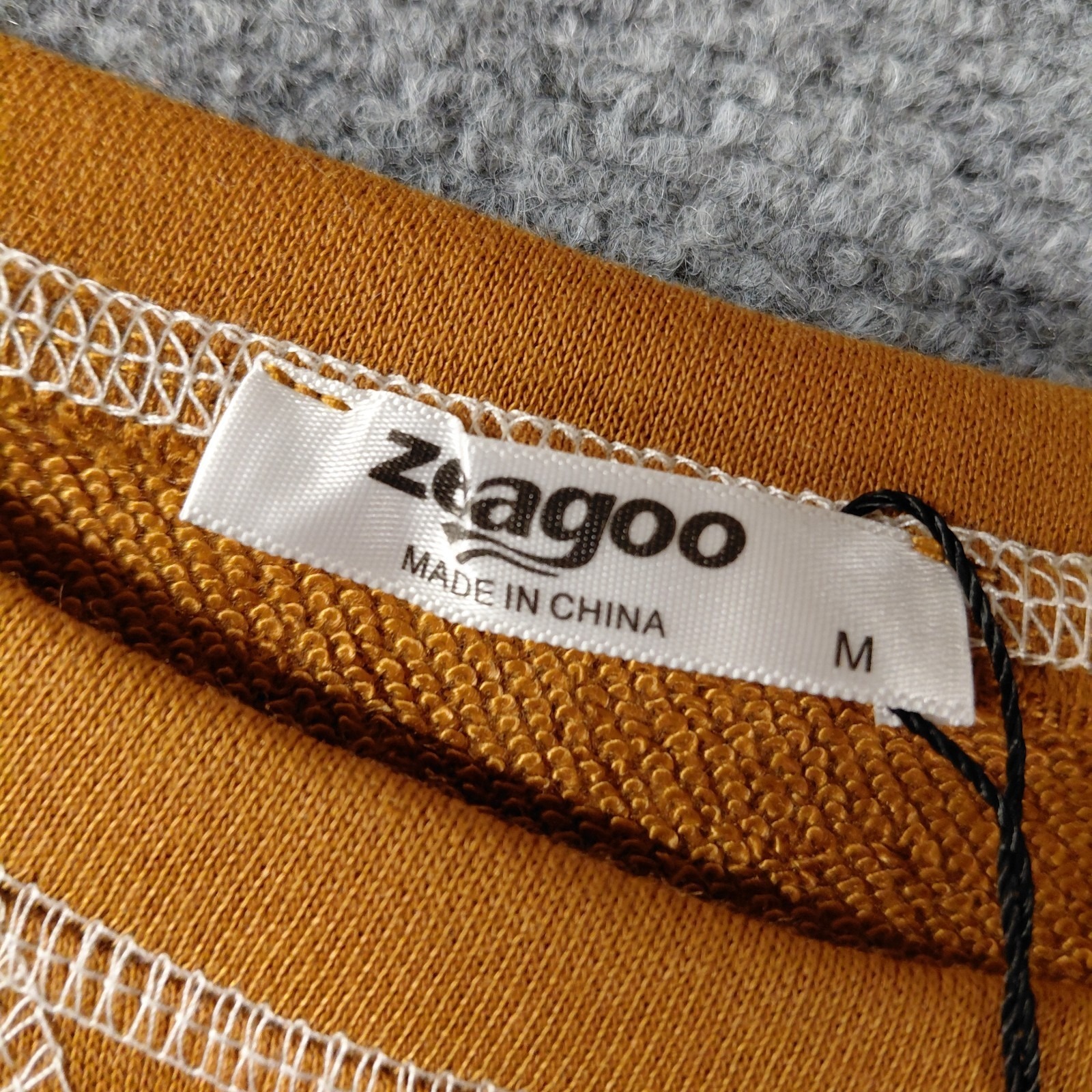 Zeagoo Long Sleeve Crew Top Carmel Brown Side Zip Stretchy Womens Medium Shirt — image 8 of 8